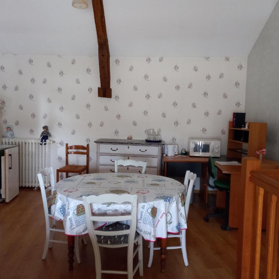 Les 4 Vents Hotell Vineuil  Exteriör bild